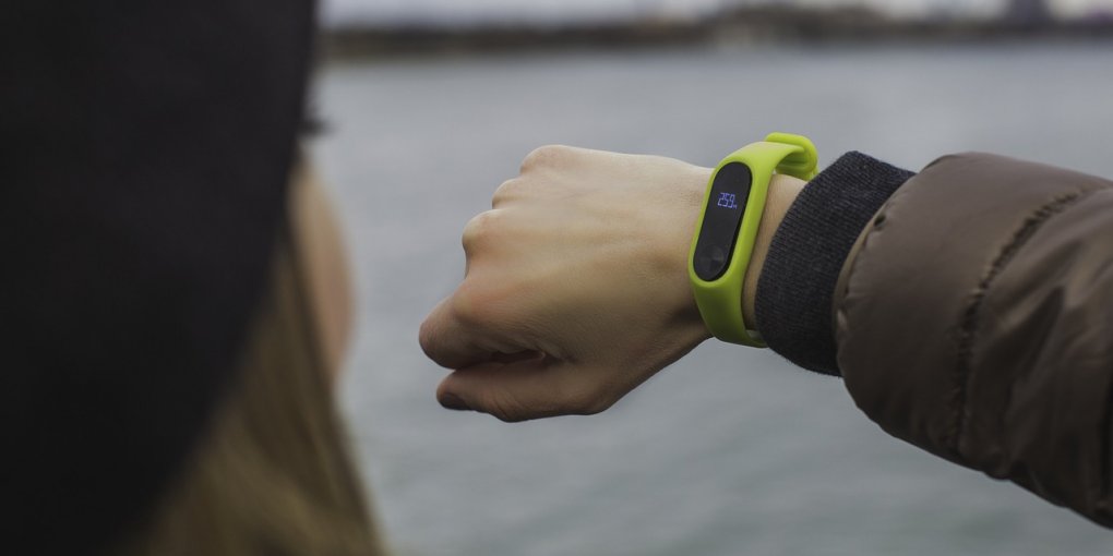 Best Fitness Trackers Under $50